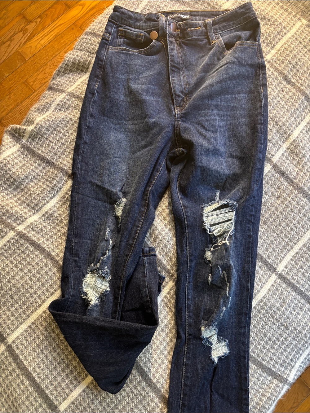 Fashion Nova Women's Dark Blue Distressed Skinny Jeans